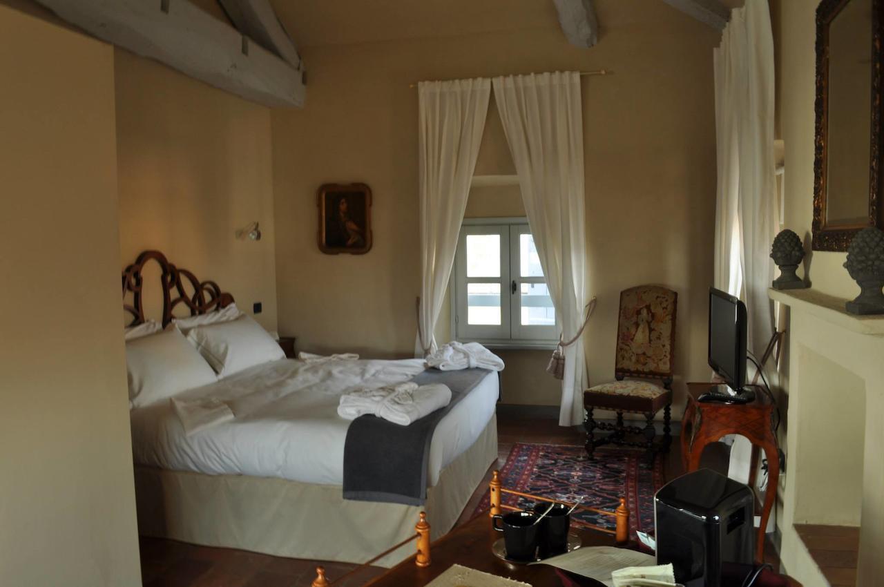 Antico Borgo Hotel Cuneo Cameră foto